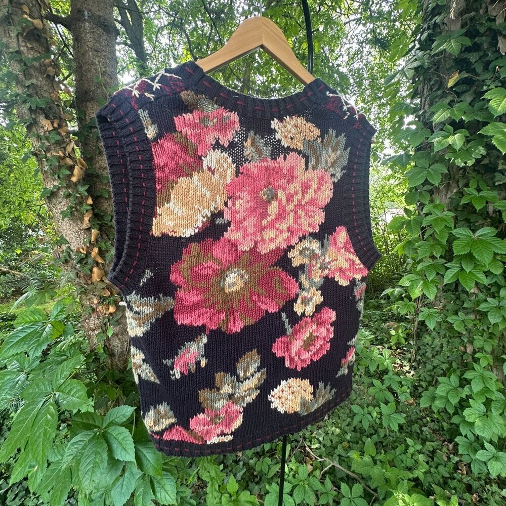 Cambridge Country Store  Dry Goods Multicolor Patchwork Knit Vest Size Medium - Picture 8 of 8